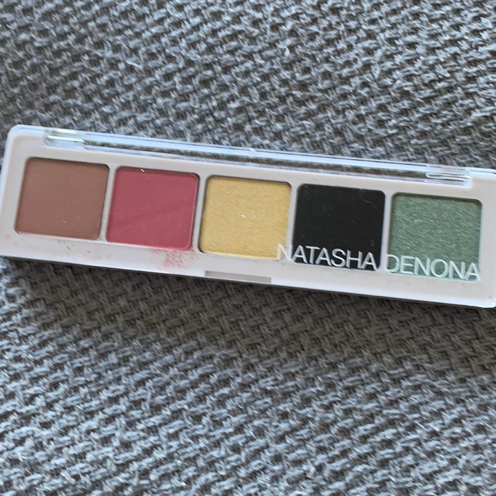 Natasha Denona jubilee boxycharm exclusive mini